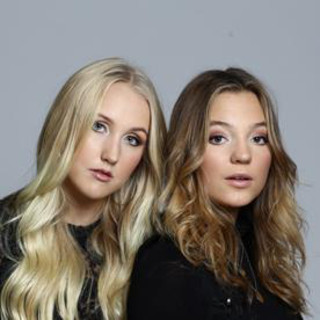 Bella & Filippa Photo