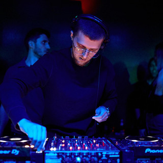 NekliFF Photo