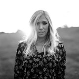 Ellie Holcomb profile