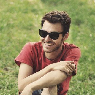 Zachary Gray Photo