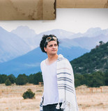 Vian Izak profile