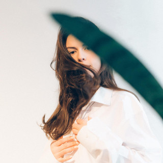 Claire Ridgely Photo