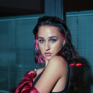MOLLY Photo