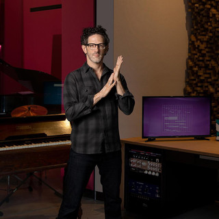 Gabriel Mann Photo