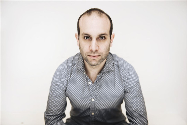 Ilan Eshkeri Photo