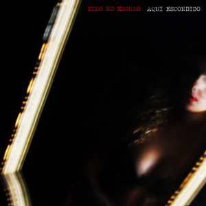 Tiro No Escuro Photo