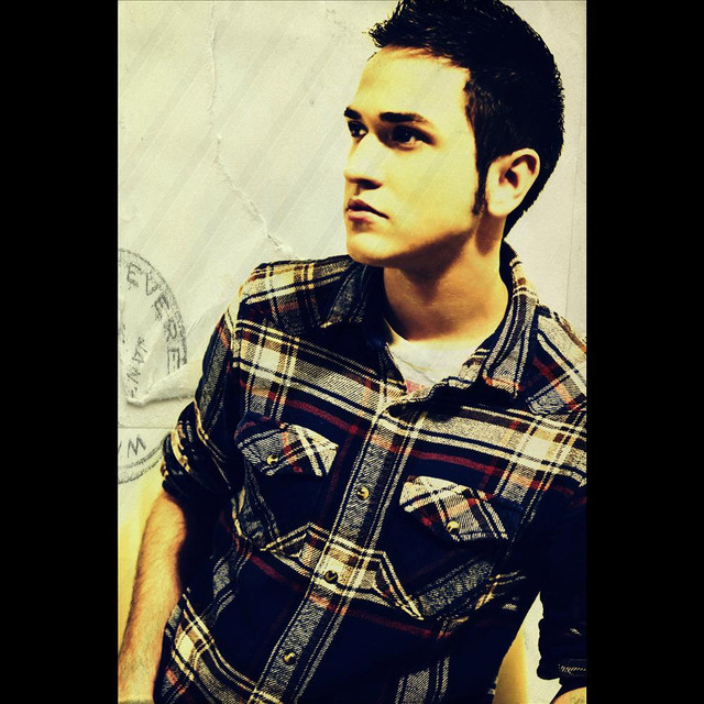 Aaron Kelly Photo