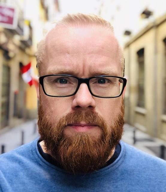 Bistro Boy photo