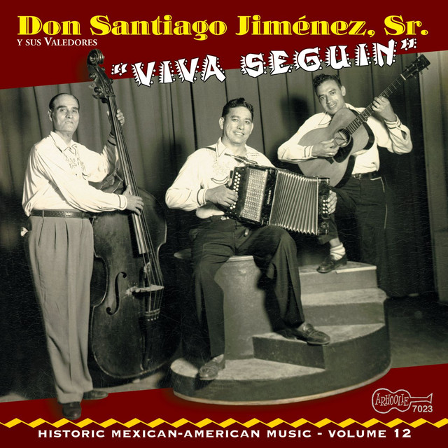 Santiago Jiménez Photo