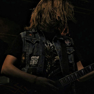 Nurez Photo