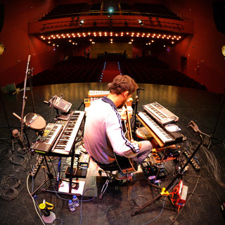 Noiserv Photo
