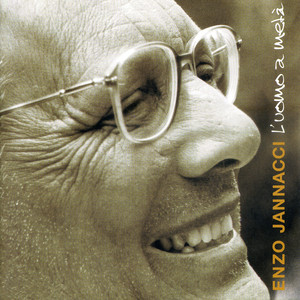 L'uomo a metà cover