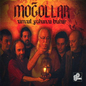 Umut Yolunu Bulur cover