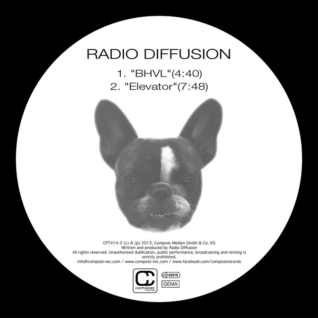 Radio Diffusion Photo