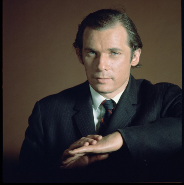 Glenn Gould photo