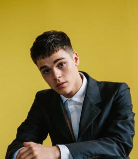 AJ Mitchell Photo