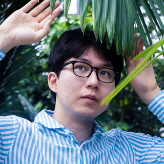 Yoshino Yoshikawa Photo