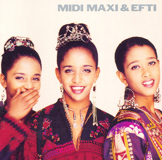 Midi, Maxi & Efti Photo