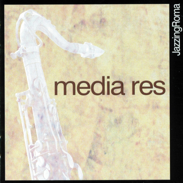Media Res Photo