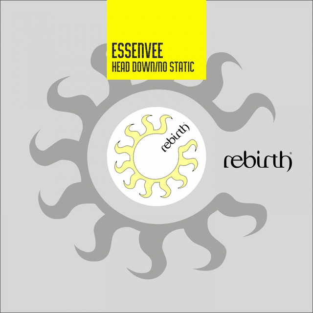Essenvee Photo