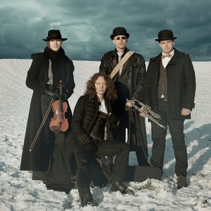 Fredsbevegelsen Fyllesjuk i Folkedrakt