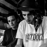 EAZYBAKED Photo