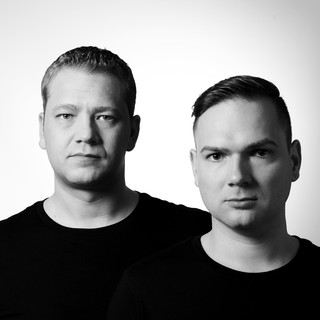 Calmani & Grey Photo