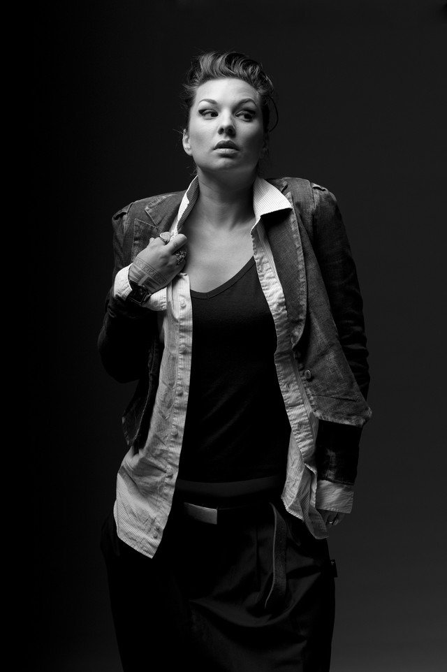 Hollie Smith photo