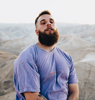 Luke Smith Photo