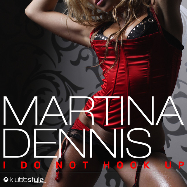 Martina Dennis Photo