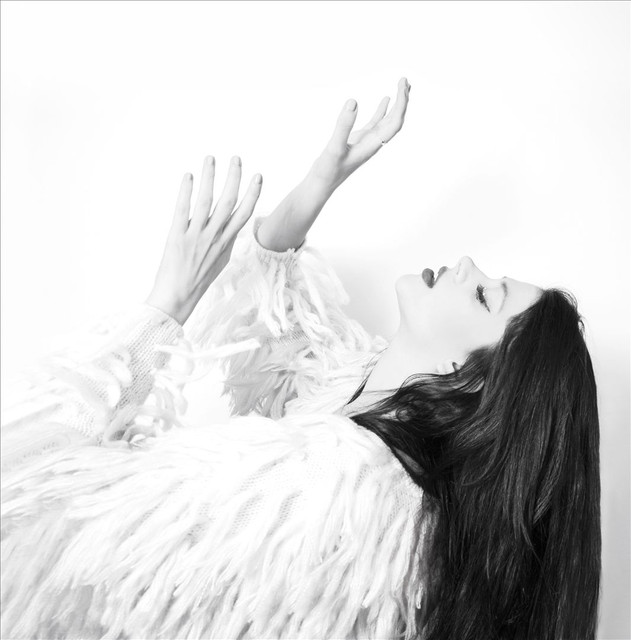 Katerine Duska Photo