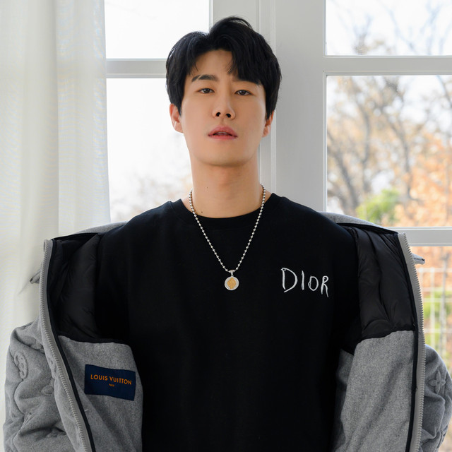 San E photo