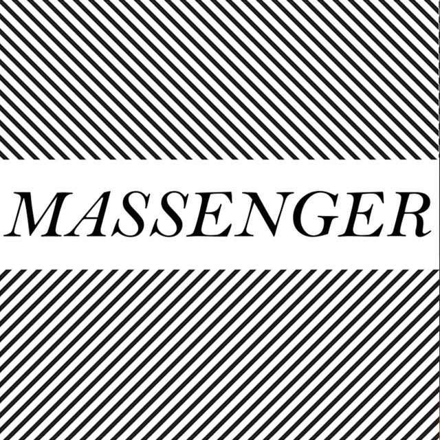 Massenger Photo