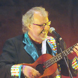 Chico Lobo profile