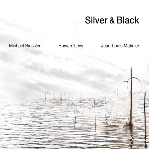 Silver & Black (Live) Albumcover