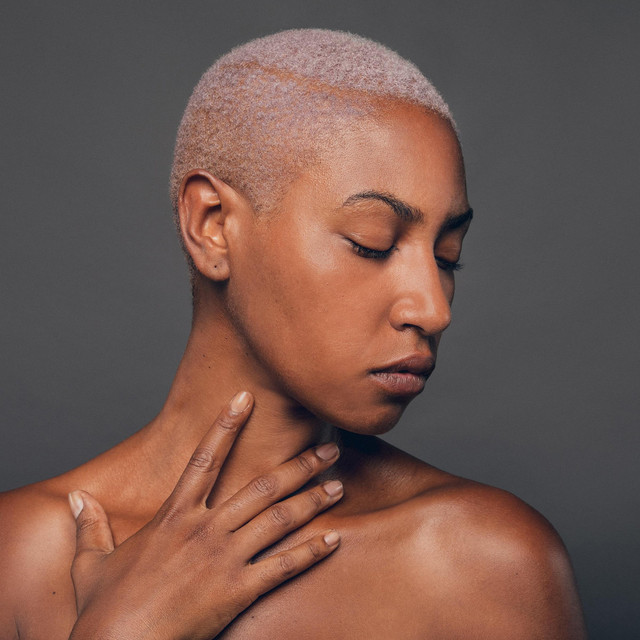 Dominique Fils-Aimé photo
