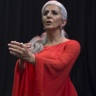 Aynur Haşhaş Photo