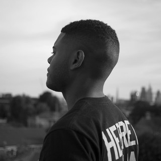 Warren Xclnce Photo