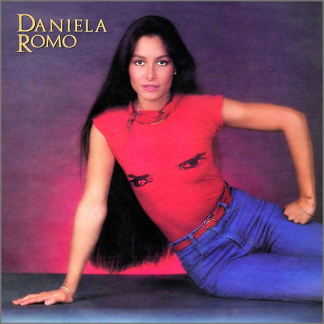 Daniela Romo cover