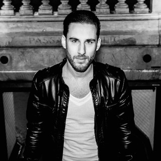Gianni Kosta Photo