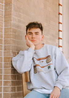 Zachary Knowles Photo