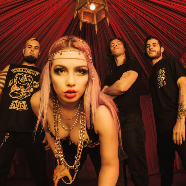 Sumo Cyco photo