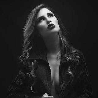 Camilla Uckers Photo