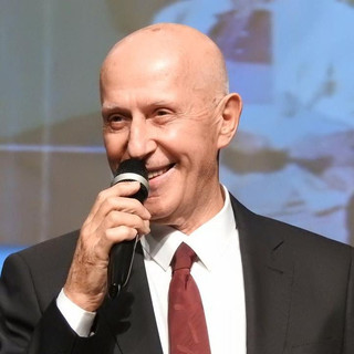 Coşkun Demir Photo
