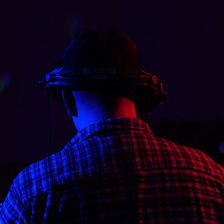 Janiv Photo