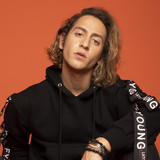 Gian Varela profile