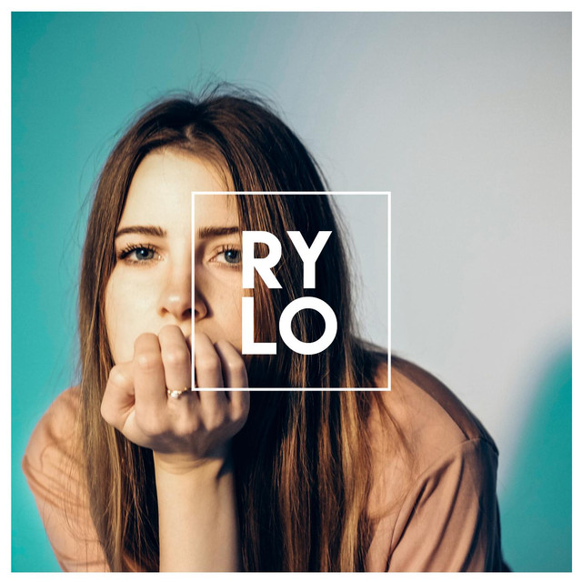 RY-LO Photo