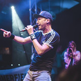 Arena Photo