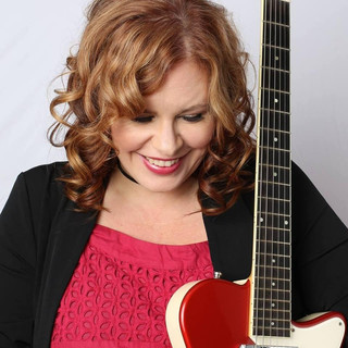 Suzie Vinnick Photo