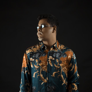 Victor Lou Photo
